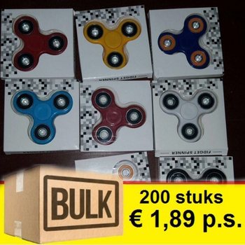 *** OFFERTA BULK *** FIDGET SPINNERS / HAND SPINNERS (200 biċċa)