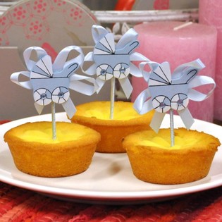 Topper tal-Cupcake tat-Twelid - Karru Blu (12-il biċċa)
