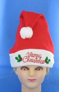 BERRETTA TAL-MILIED LI TIXGĦEL B'"MERRY CHRISTMAS" (12-il biċċa)