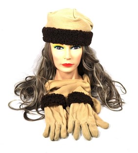 Sett tal-micro fleece bi 3 biċċiet beige