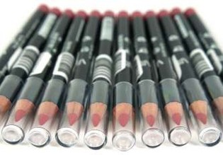 Blayant tal-Lip & Eyeliner Aħmar (12-il biċċa)