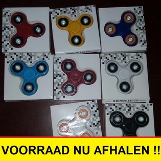 Fidget Spinners / Hand Spinners - Pakk ta' 20 biċċa - Ingrossa