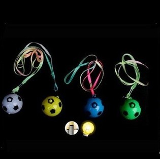 Pendant tal-Futbol LED li Jixgħel għal mal-Għonq (48 pz.)