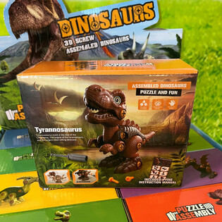 Sett ta' Kostruzzjoni ta' Dinożawru 3D f'Kaxxa tar-Rigali - Display (8 biċċiet)